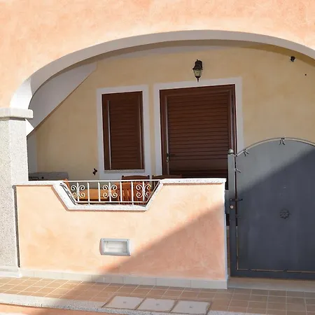 Appartamento Con Piscina Piricone Verde