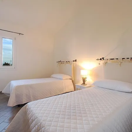 Appartamento Con Piscina Piricone Verde Orosei