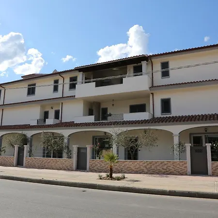 Apartmán Residenze Gli Ulivi *