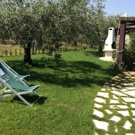 Con Piscina Piricone Орозеи