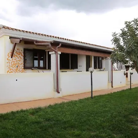 Con Piscina Piricone Apartment Orosei