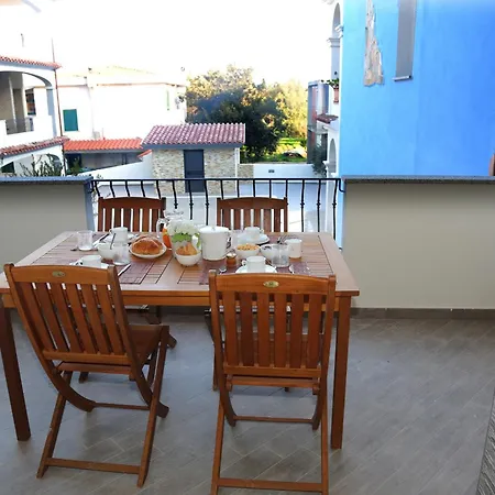 Con Piscina Piricone * Орозеи