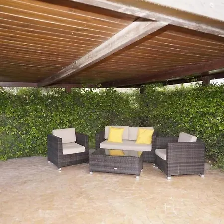 Con Piscina Piricone Lejlighed Orosei