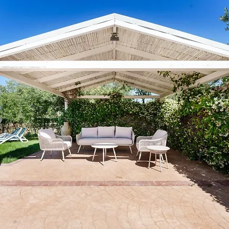 Con Piscina Piricone Appartement Orosei
