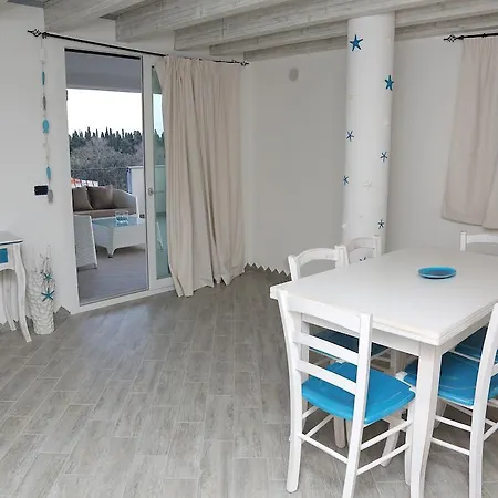 Con Piscina Piricone Орозеи
