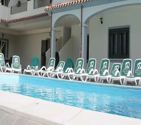 Con Piscina Piricone Appartement *