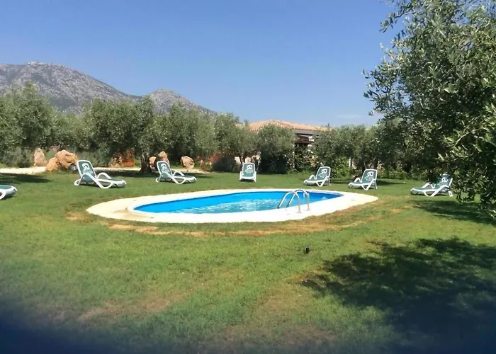Con Piscina Piricone * Orosei